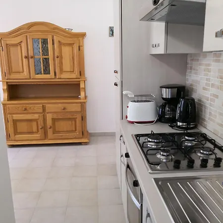 Renovierte Nur Wenige Schritte Vom Entfernt In By Interhome