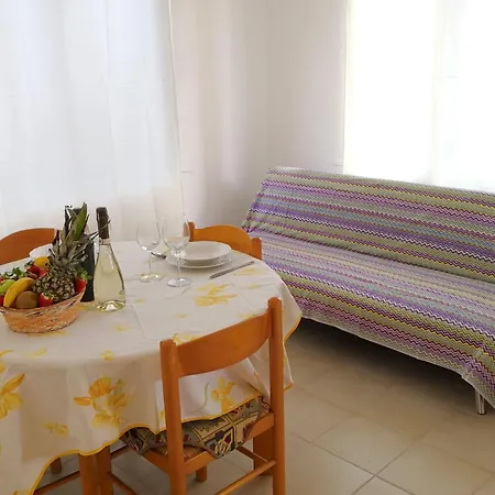 Renovierte Nur Wenige Schritte Vom Entfernt In By Interhome 아파트 코스타 레이